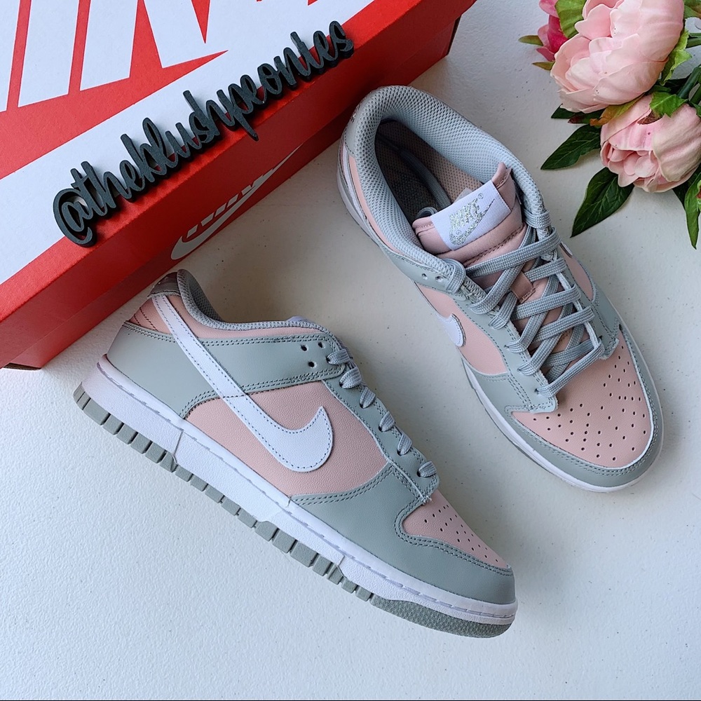 Nike Dunk Low Pink Oxford NWT